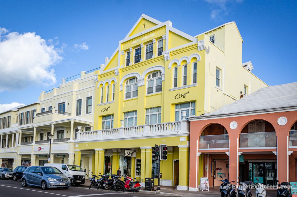 Yellow Calypso building, Hamilton, Bermuda